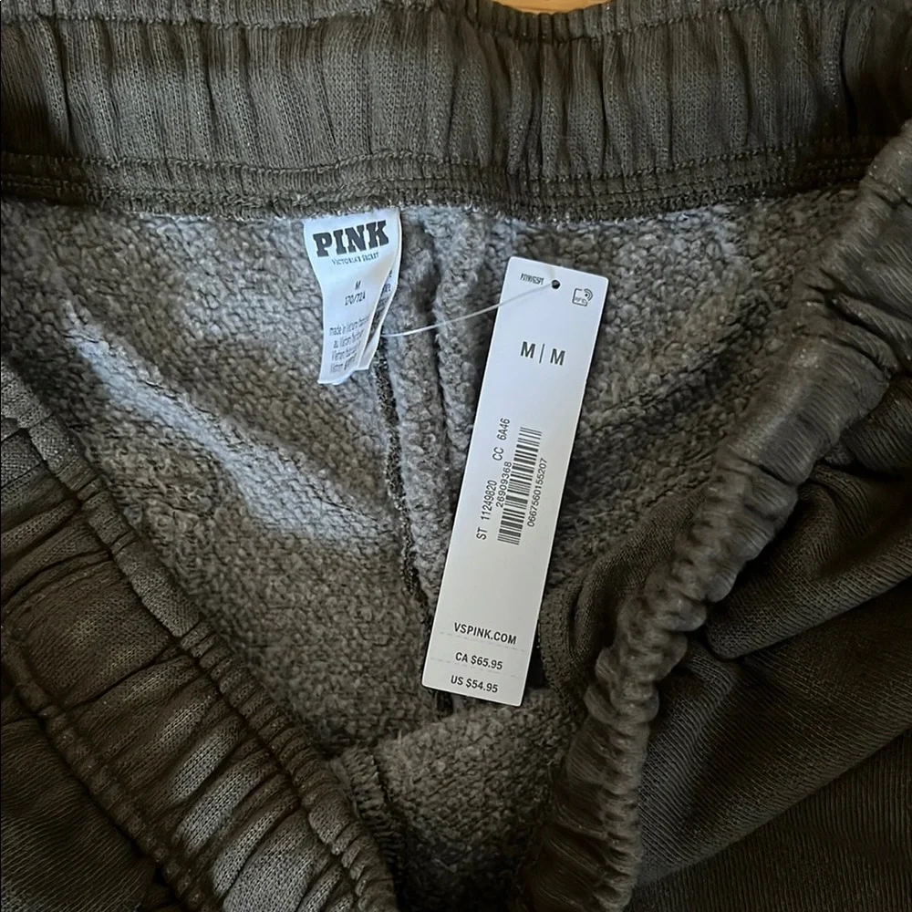 PINK Victoria's Secret Green Cargo Pants - Picture 2 of 3